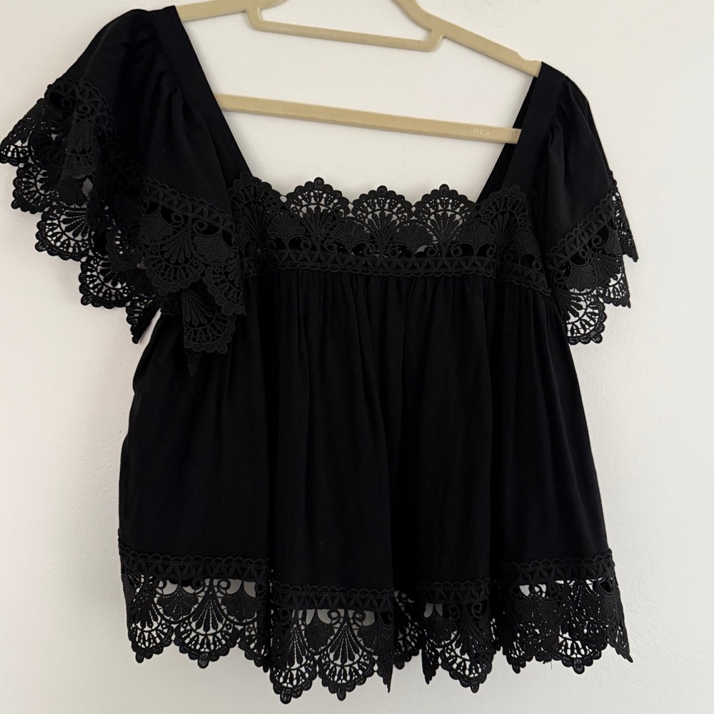 Aqua Elegant Black Lace Trim Women's Top, Sz. Sm.